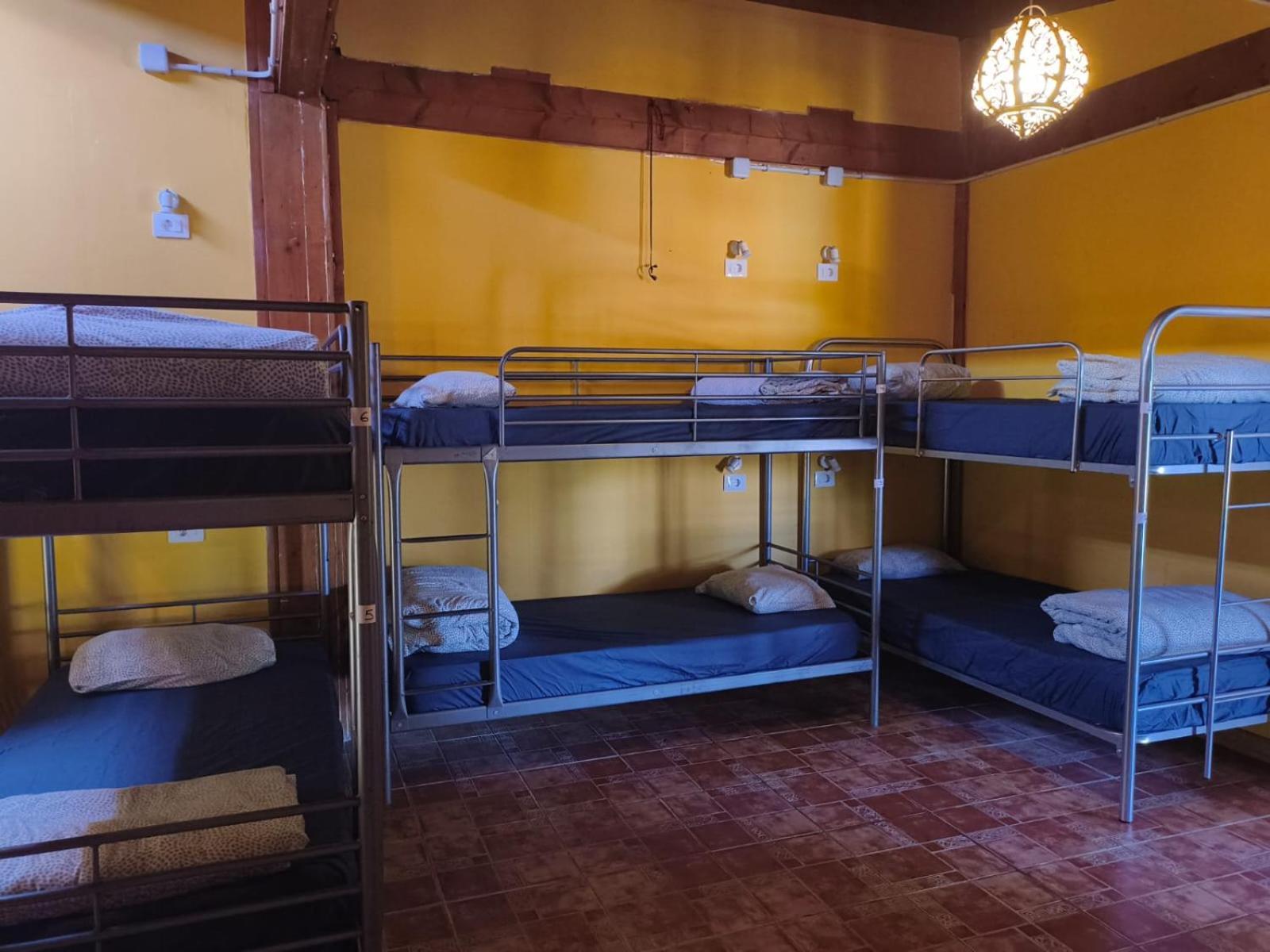 Hostel Los Amigos By Youroom Ла-Марета Экстерьер фото